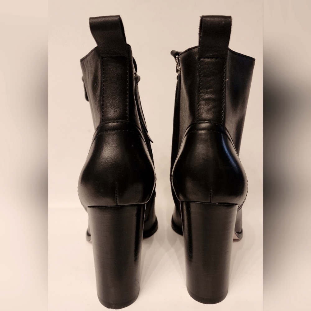 PAIGE Callie Corset Bootie in Black leather /gold hardware size 5 - NWOT - Picture 11 of 15